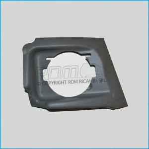 SUPPORTO FENDINEBBIA DX AIXAM 721 - 8AE128A - R.DOC NON ORIGINALE
