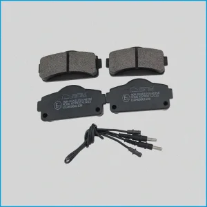 SERIE PASTIGLIE FRENO ANTERIORI - LIGIER IXO CON SPIE 1008464 - CASALINI 550 F0040000805 - R.DOC NON ORIG.