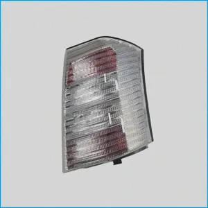 FARO POSTERIORE DX BIANCO / CRISTAL PER MICROCAR MC1/MC2 - 1004557 - R.DOC NON ORIG.