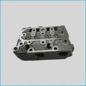 TESTA CILINDRO / TESTATA NUDA SENZA ACCESSORI - KUBOTA Z402 - 1582103040 - R.DOC NON ORIGINALE