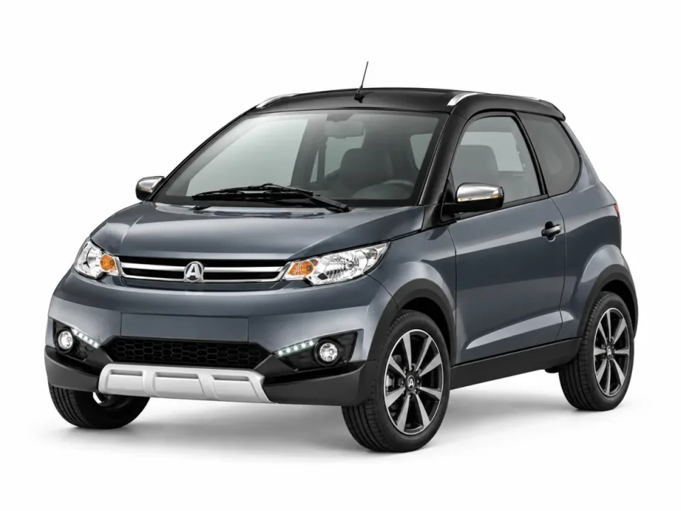 Aixam CROSSOVER GT · Gamma Vision 2013