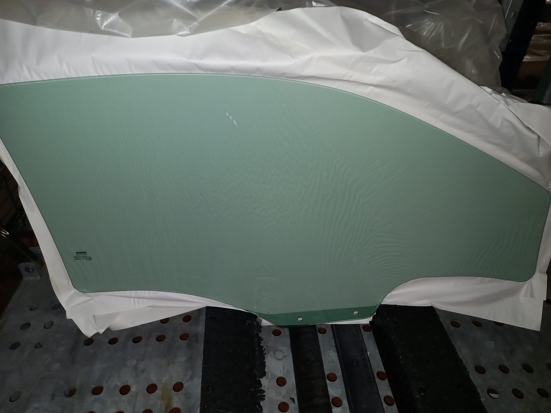 Riferimento Aixam 720BL108V · VETRO PORTA SX