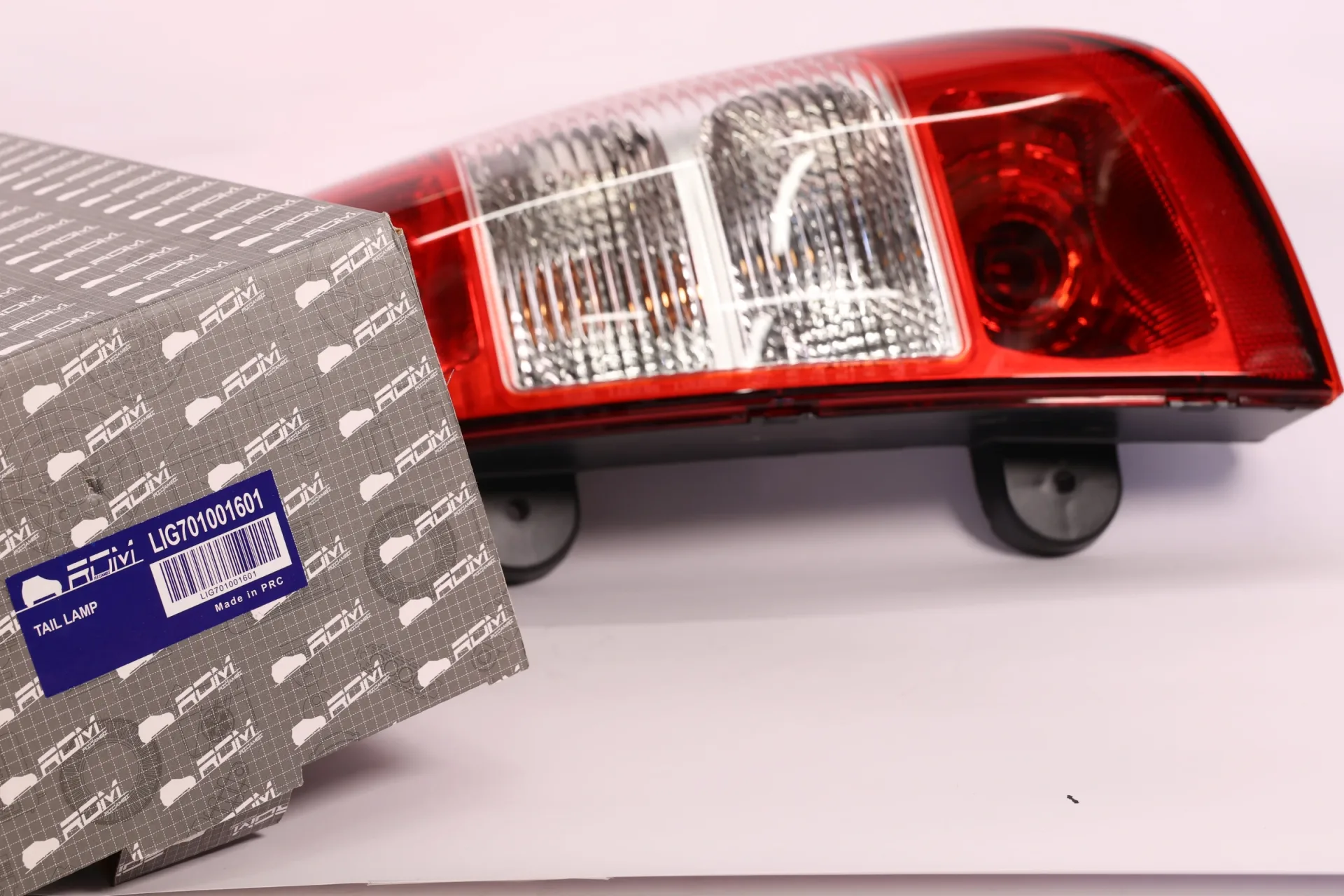 FARO POSTERIORE DX - LIGIER IXO /LIGIER JS50 - R.DOC 0061124 JS36CR 36FD - R.DOC NON ORIGINALE — foto 2