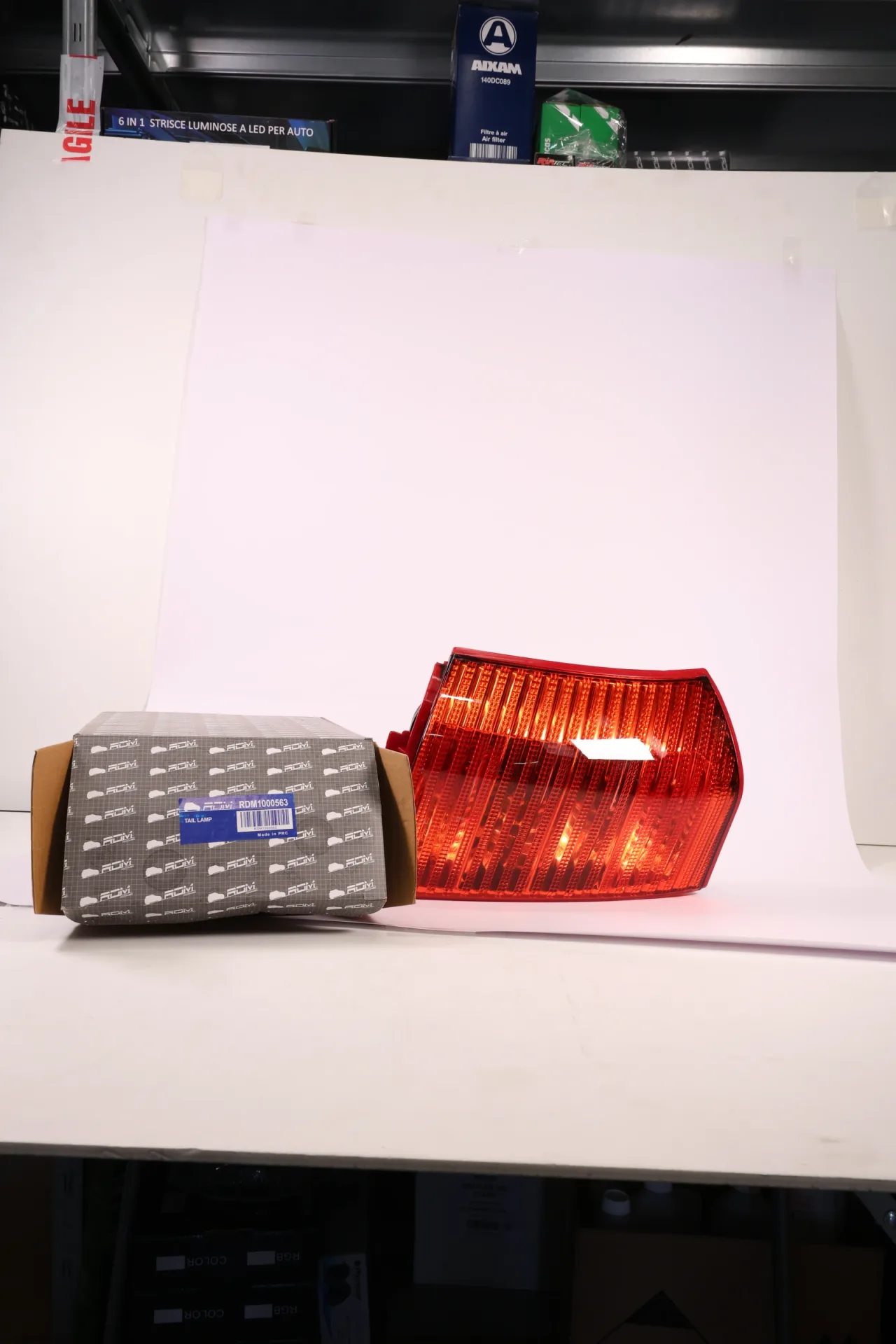 FARO POSTERIORE SX ROSSO PER MICROCAR MC1/MC2 - 1000563 - R.DOC NON ORIG. — foto 2