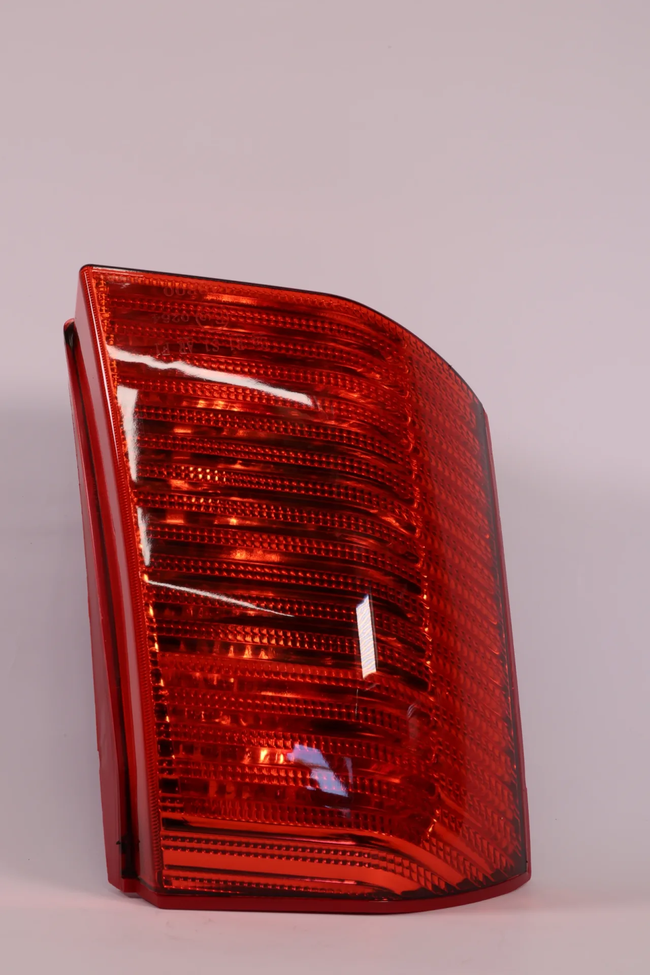 FARO POSTERIORE SX ROSSO PER MICROCAR MC1/MC2 - 1000563 - R.DOC NON ORIG. — foto principale