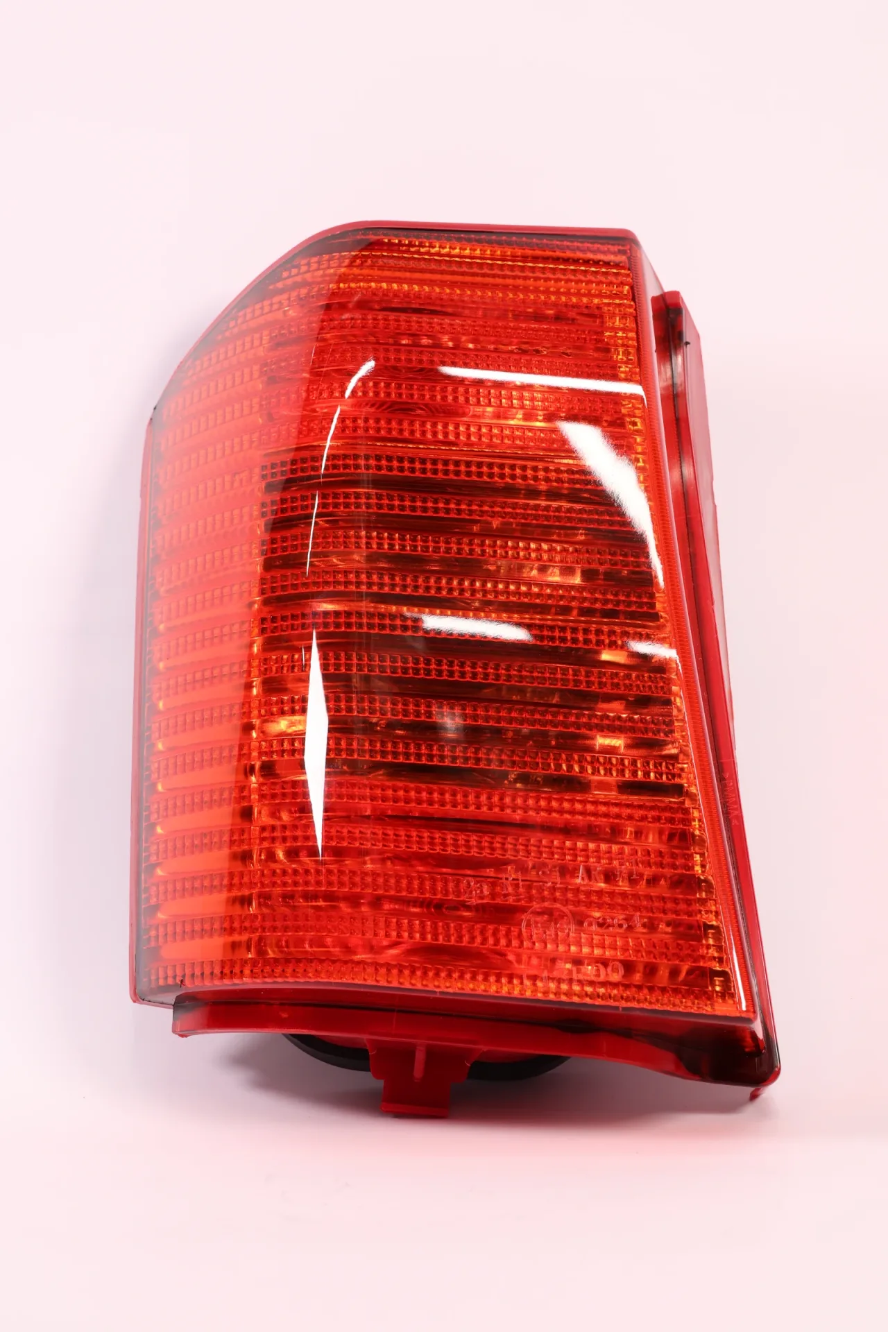 FARO POSTERIORE DX ROSSO PER MICROCAR MC1/MC2 - 1000564 - R.DOC NON ORIG. — foto 2