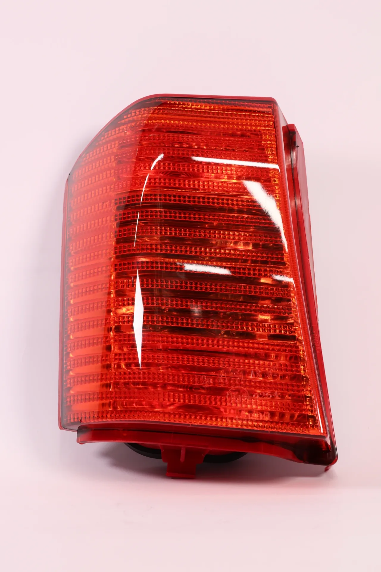 FARO POSTERIORE DX ROSSO PER MICROCAR MC1/MC2 - 1000564 - R.DOC NON ORIG. — foto 3